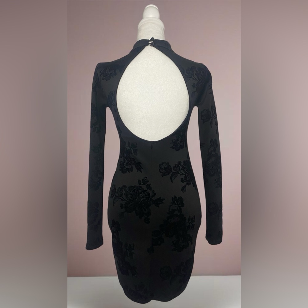 ~Flower of the Deep Black~ Bodycon Dress – Embrace Elegance with Every Curve” - Picture 3 of 3